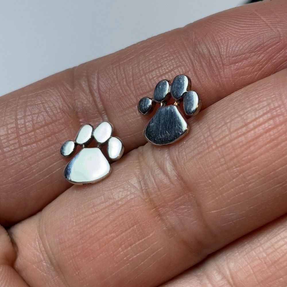 Vintage Watson WTS .925 Sterling Silver Pawprint Stud Earrings, Cat Mom, Dog Mom